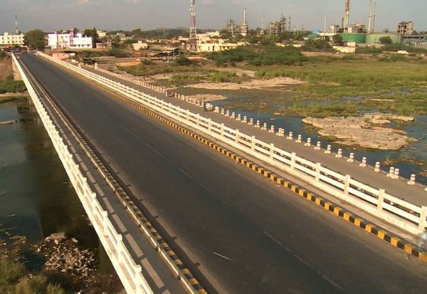 Construction of Nira River Bridge