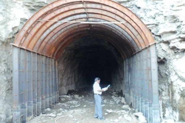 Tunnel 1