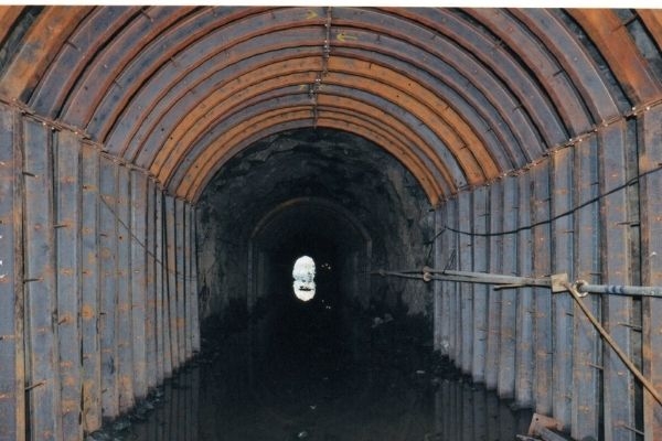 Tunnel 2